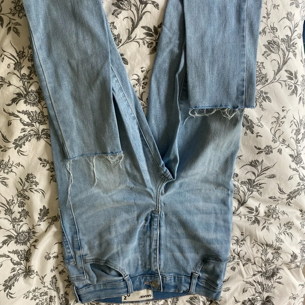 Jeans - Picture 8 of 14